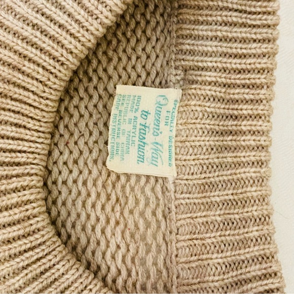 Vintage Crew Neck Fair Isle Sweater - Picture 3 of 4